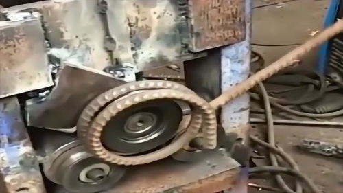 敬畏工廠機(jī)器加工 科技力量鑄就樂(lè)器精工之美